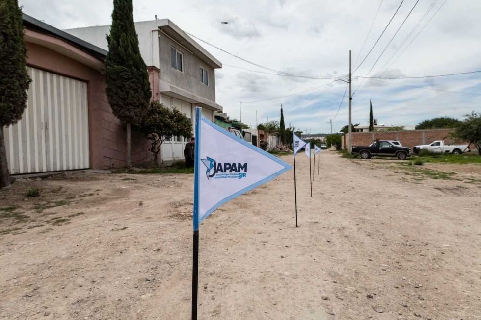 Tuber\u00eda de PVC instalada para el drenaje sanitario en la colonia Las Margaritas de San Juan del R\u00edo.