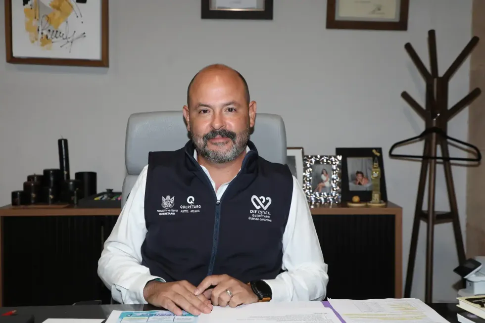 \u00d3scar G\u00f3mez Niembro, director general del DIF Estatal Quer\u00e9taro