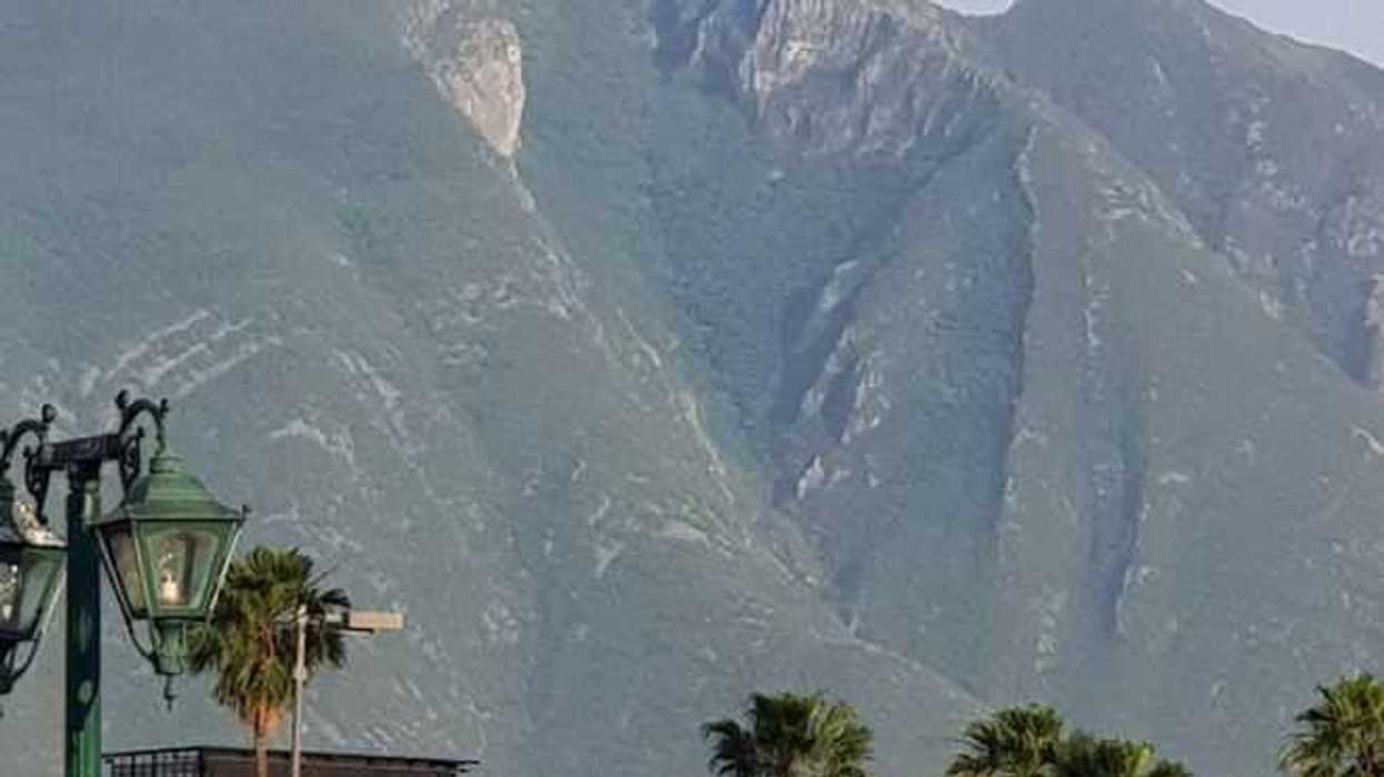 unas-700-personas-escalan-diariamente-el-cerro-de-la-silla-en-vacaciones