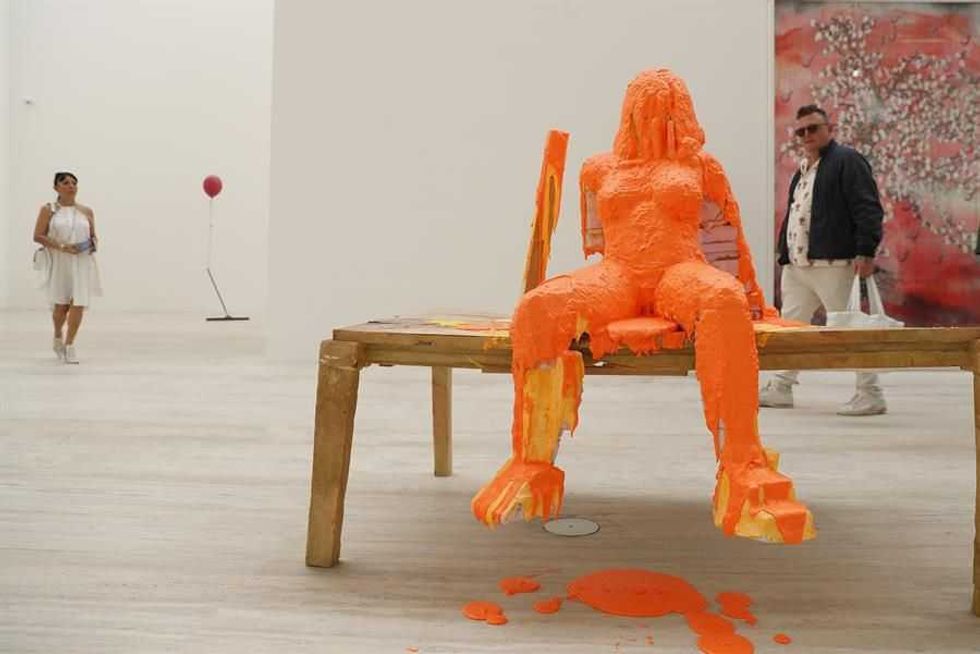 urs fischer efe3