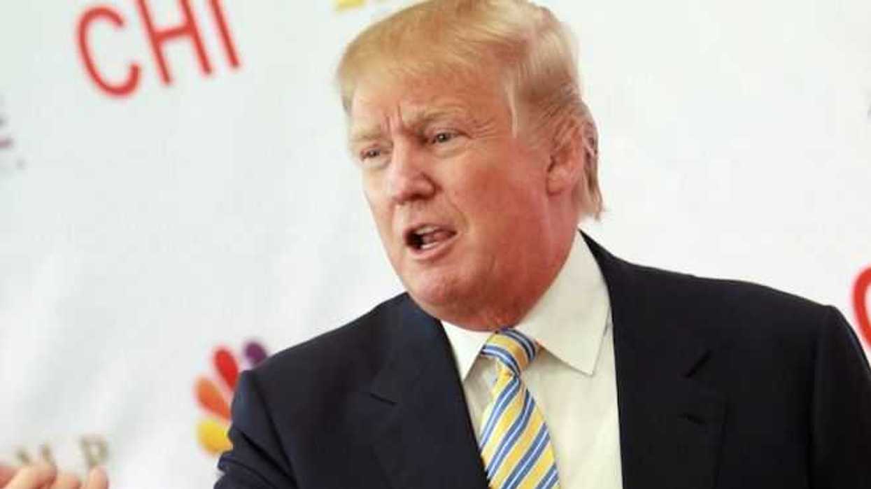 Usan a Trump para naturalizar a un millón de latinos en EUA