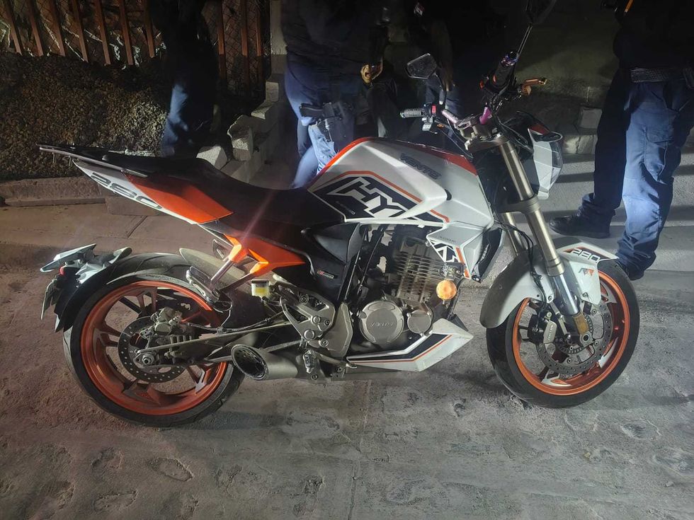 Veh\u00edculos con reporte de robo fueron localizados por la Secretar\u00eda de Seguridad P\u00fablica Municipal de Quer\u00e9taro como parte de operativos de vigilancia y videovigilancia.