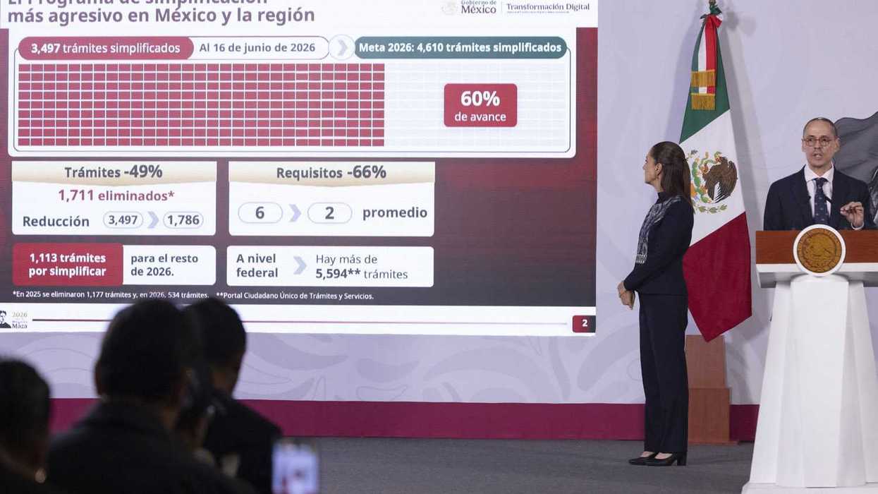 ventana del asistente virtual de gob.mx utilizada para solicitar la CURP.