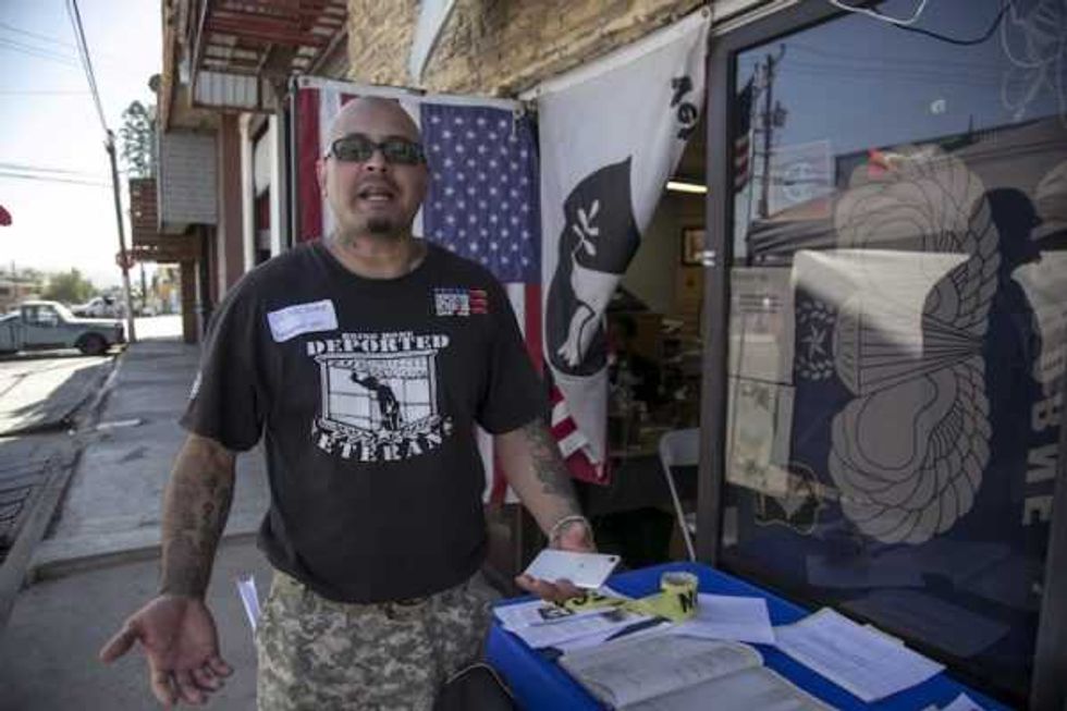 veterano deportado eua clama visa ver a familia 3