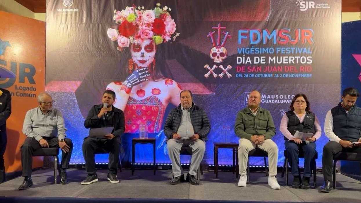 Vocero municipal en la presentación del Festival de Día de Muertos de San Juan del Río