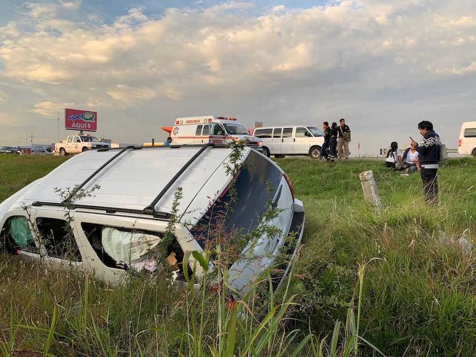 volcadura suburban mexico queretaro 5