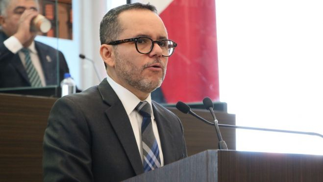 Luis Gerardo Ángeles Herrera, presidente de la Comisión de Planeación y Presupuesto en la LX Legislatura del Estado.