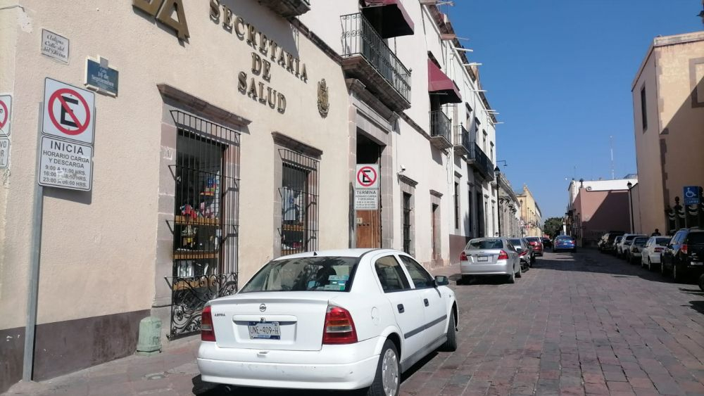 Rechazan colectivos peatonalización total del centro histórico en Querétaro.