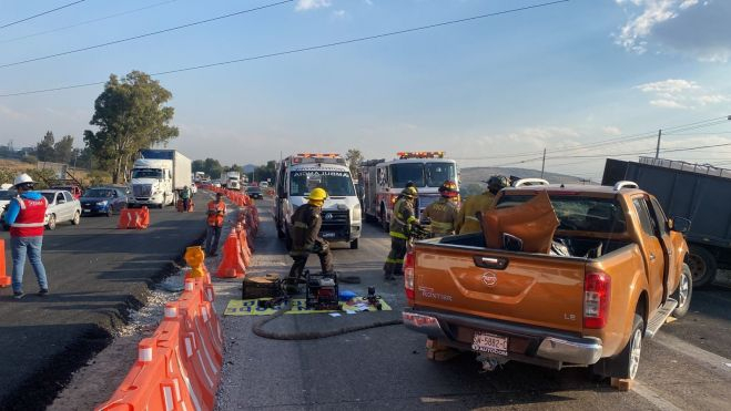 Accidente de Frontier en la Autopista México Querétaro.