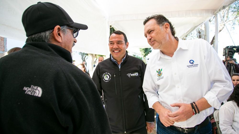 Inédita obra estatal y municipal en colonia de San Juan del Río.