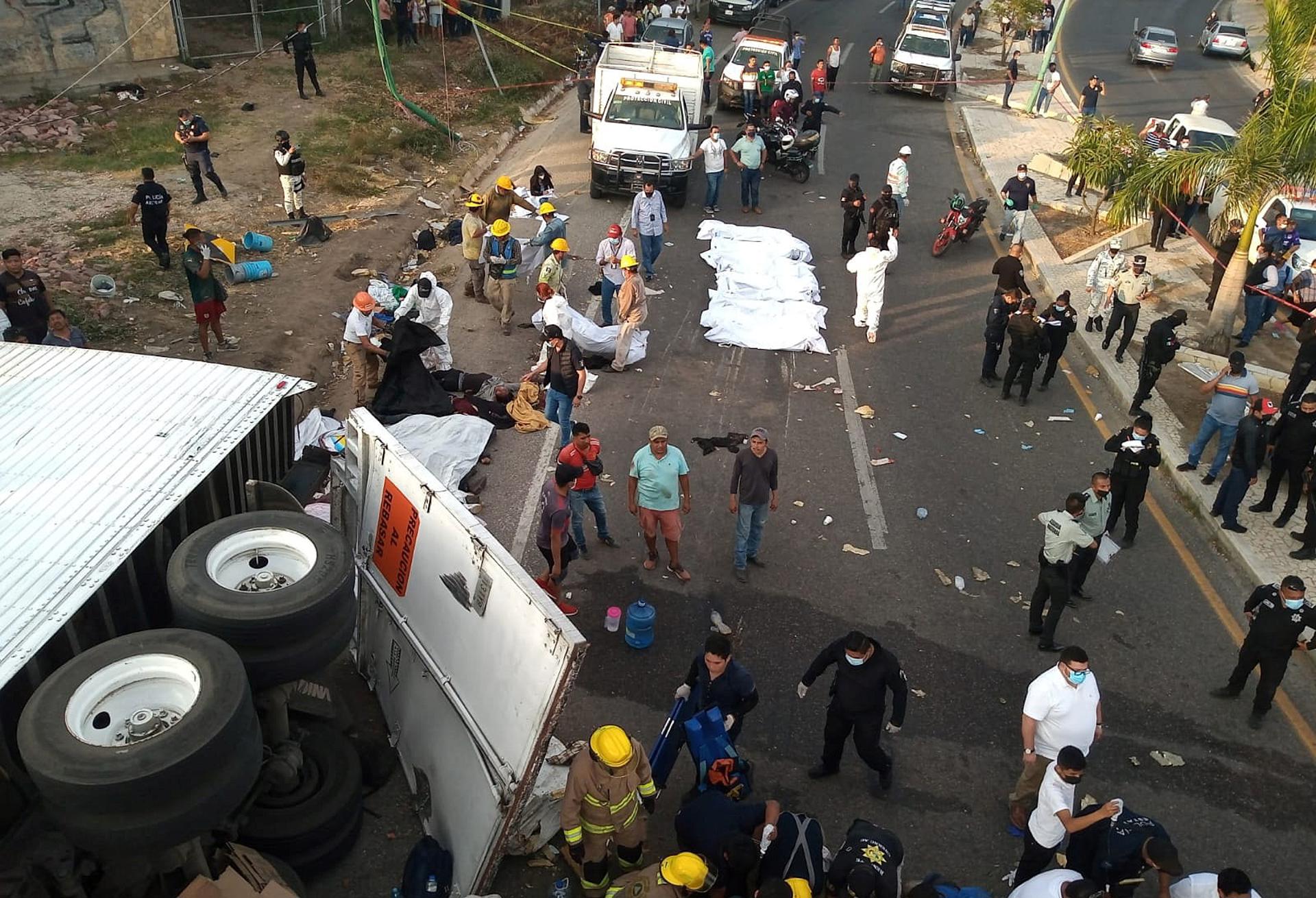 Sube A 17 La Cifra De Migrantes Muertos Por Un Accidente En Méxic...