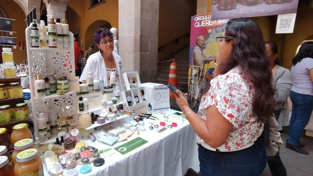 'Con Ellas', un programa municipal para la mujer en Querétaro.