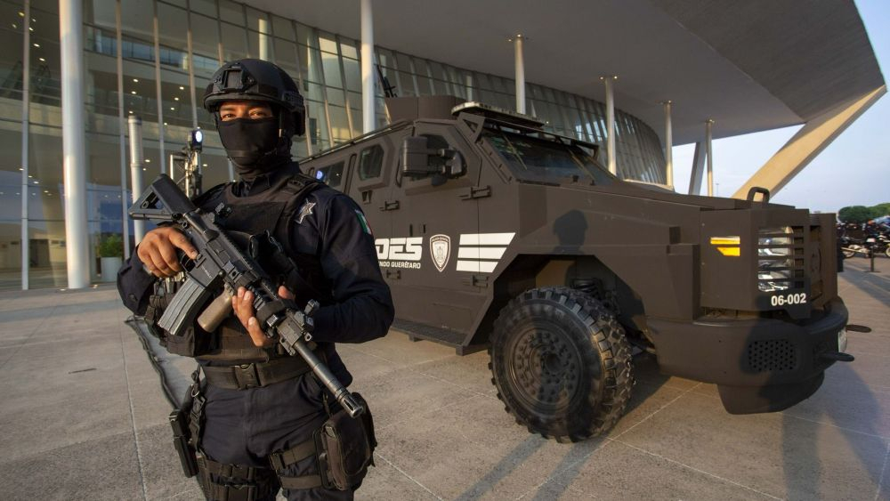 Presentan la nueva imagen de la Policía Estatal de Querétaro.