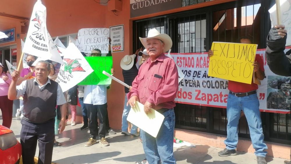 Protestan ejidatarios contra declaratoria de Peña Colorada como área natural protegida.