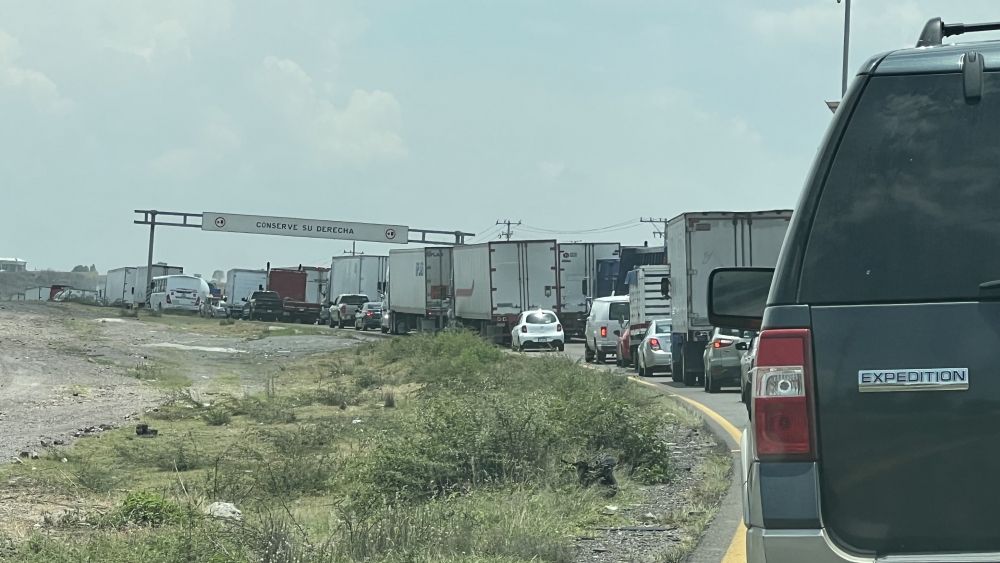 La México Querétaro paralizada en tramo San Juan del Río-CDMX.