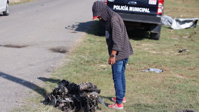 Devastadora explosión de pipa de gas LP causa temor en El Tesoro, Estado de México. FOTOS: LESLYE APARICIO