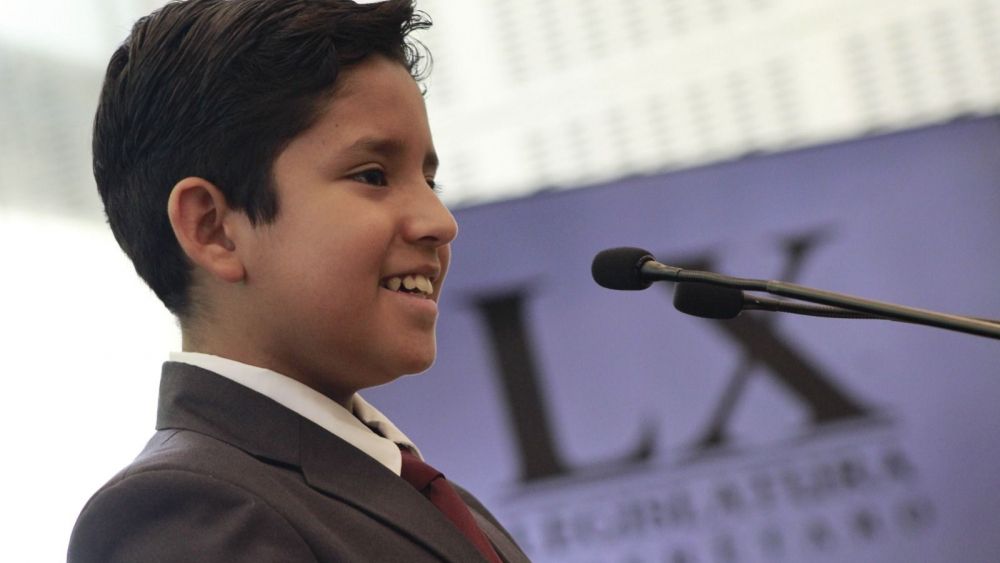 Parlamento de Niñas y Niños de México presenta declaratoria en Congreso de Querétaro.