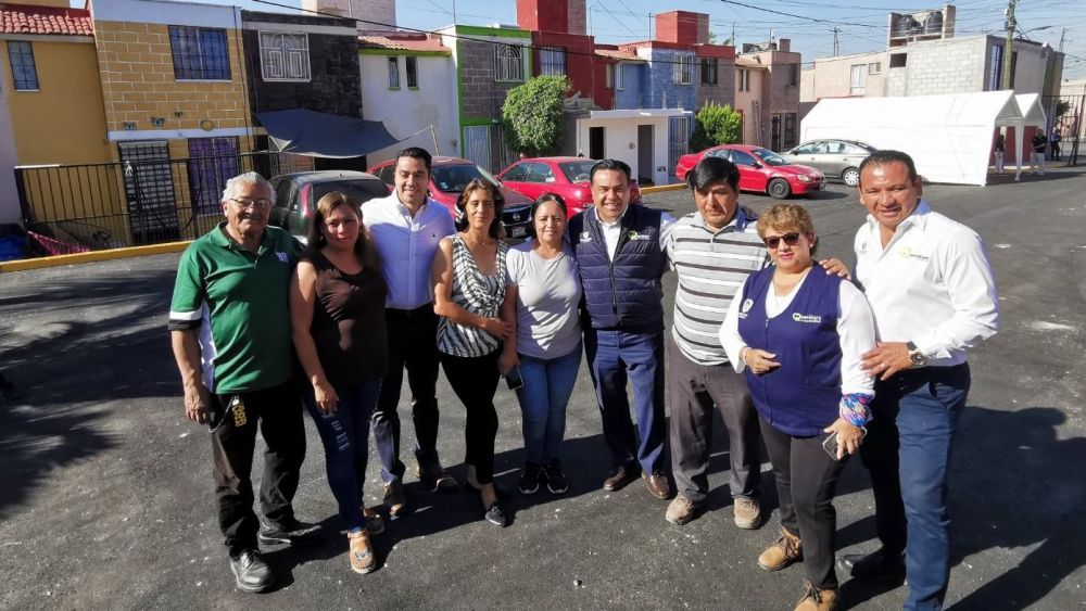 Renovación urbana en Querétaro: Alcalde Luis Nava recorre condominios.
