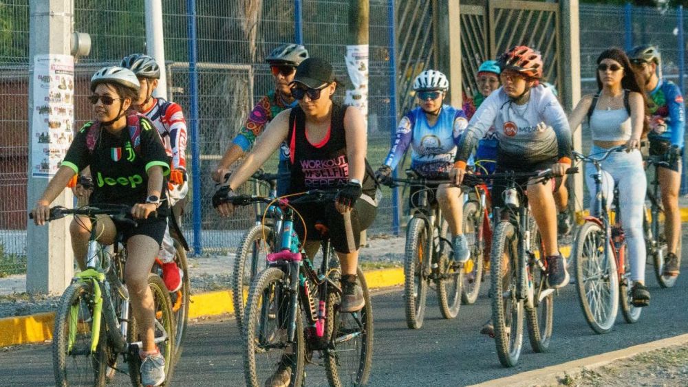 Rodada 'Saca La Bici' realza Feria Ganadera San Juan del Río 2023.