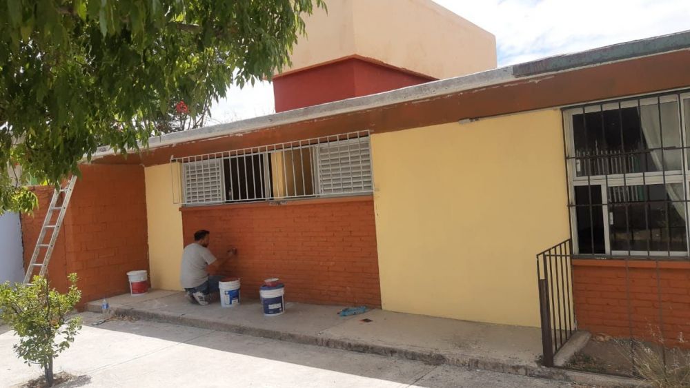 Avanzan trabajos de mejoramiento urbano en San Juan del Río.