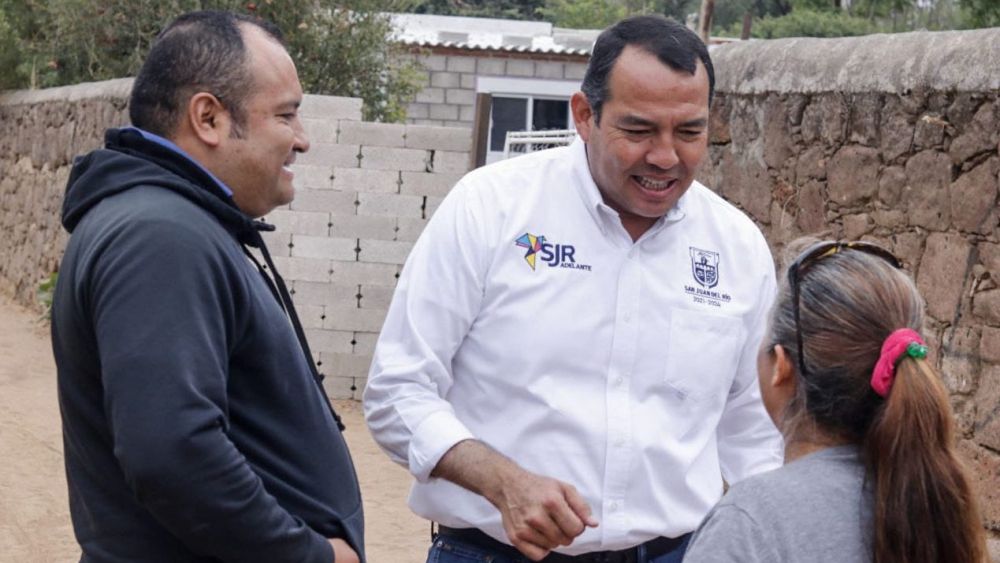 Entrega Roberto Cabrera obra de drenaje pluvial en San José Galindo.