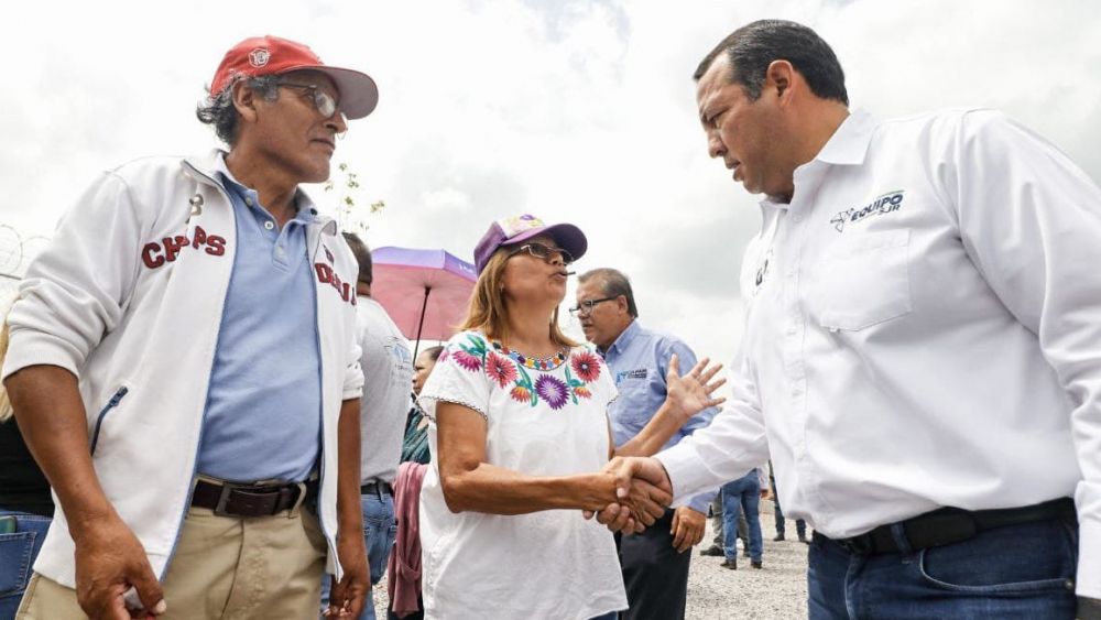 Alcalde inaugura tanque de agua con inversión de 21 millones de pesos.