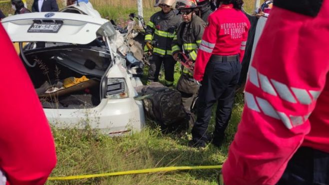 Reportan 5 muertos por accidente en autopista Toluca-Valle de Bravo.