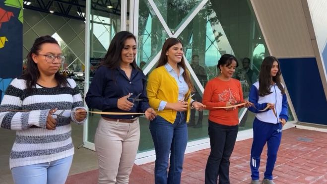 Inauguran remodelación de acuática Gómez Morin.