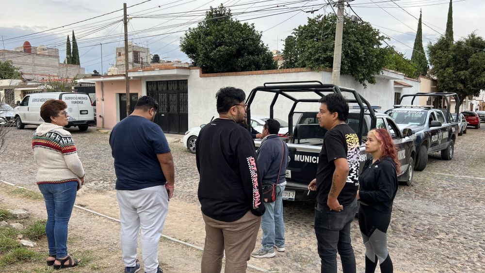 Tres miembros de una familia encontrados sin vida en Tequisquiapan.