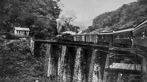 El Ferrocarril Mexicano: Un monumento histórico que resguarda la riqueza patrimonial de México.