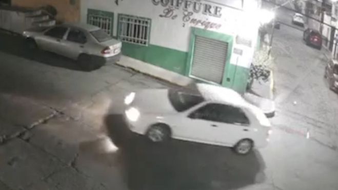 Taxista sospechoso por robo de vehículos en San Juan del Río.