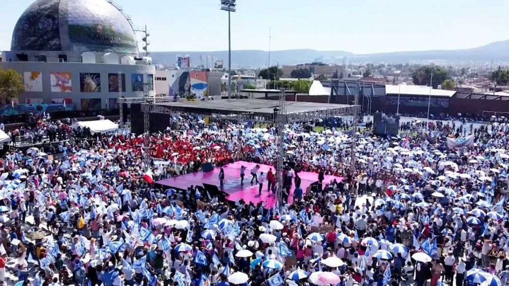 Arrancamos con el pie derecho, unidos, fuertes y ganando las calles desde el primer día: Lupita Murguía.