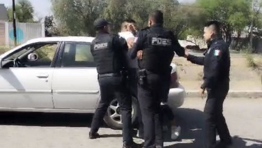 Abusos policiacos en Ezequiel Montes y San Juan del Río provocan indignación.