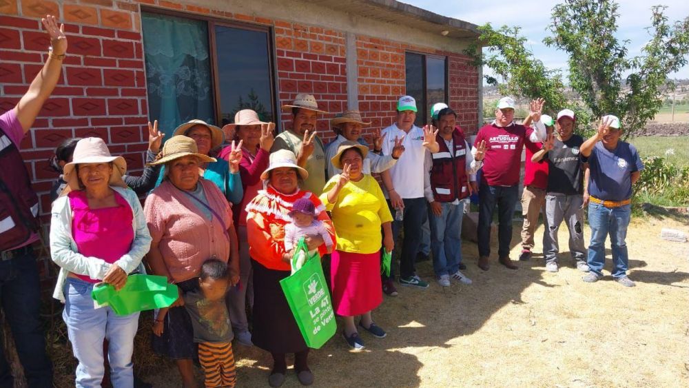 Rocardo Astudillo confirma apoyo a comunidades indígenas de Amealco.