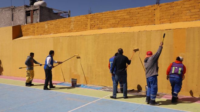 Mejoran espacios urbanos en Querétaro.