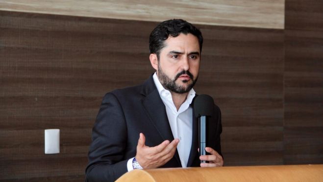 Agustín Dorantes comprometido con la defensa del Estado de Derecho en Querétaro.