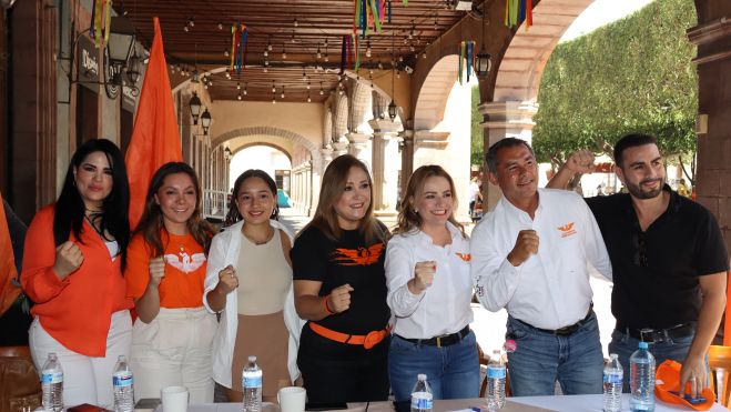 Paulina Aguado propone mejoras en parques, mercados y movilidad para el bienestar en Querétaro.