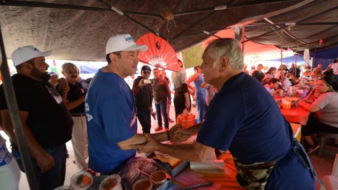 Roberto Cabrera se compromete a completar proyectos clave en San Juan del Río.