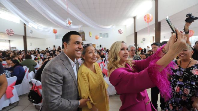 Querétaro celebra a las Madres Trabajadoras de la administración municipal.