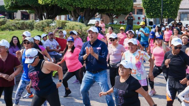 Roberto Cabrera promueve el deporte y la salud en San Juan del Río.