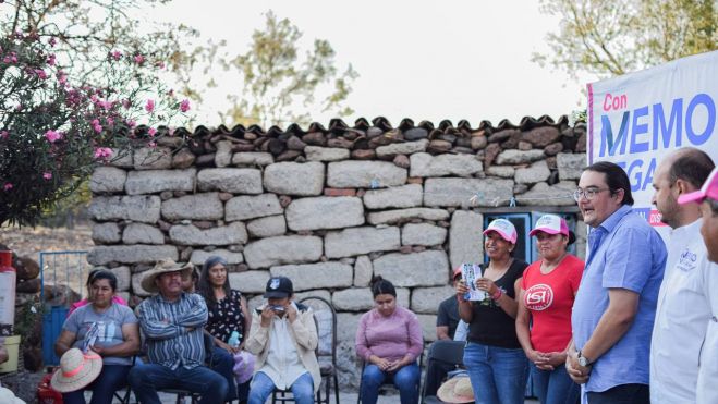 Memo Vega reafirma compromiso del PAN con la seguridad, salud y educación en San Juan del Río.