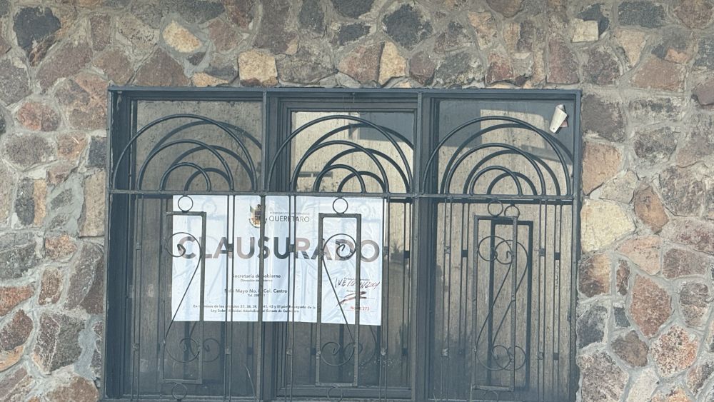 Clausuran Bar "La Guitarra" en Pedro Escobedo.