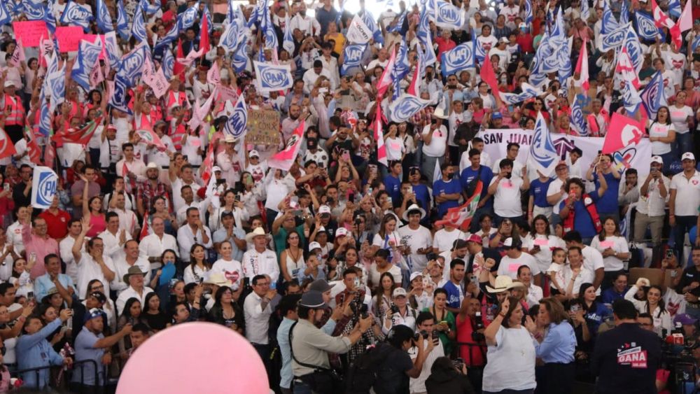 Memo Vega resalta ambiente de fiesta y esperanza por visita de Xóchitl Gálvez.