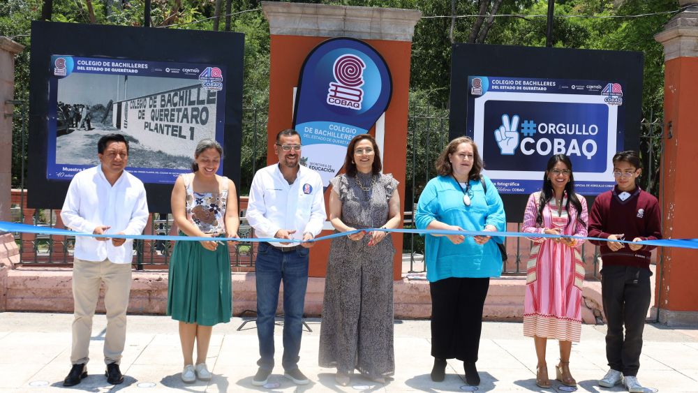 40 Años del COBAQ: Inauguran muestra fotográfica en Querétaro.