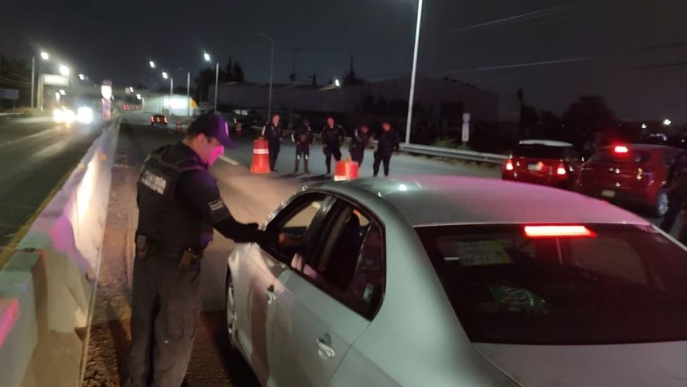 Intensifican operativos de alcoholimetría en Corregidora para prevenir accidentes.