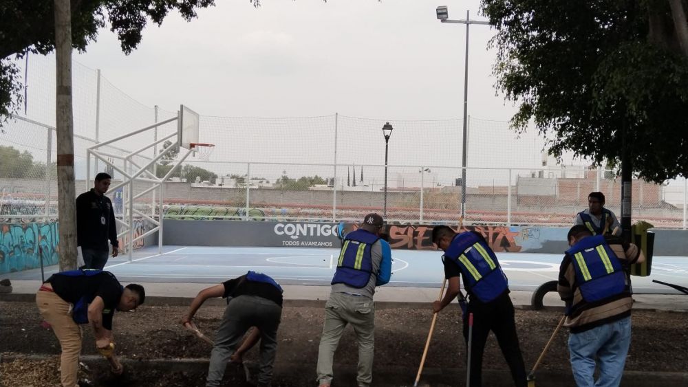 Detienen en Querétaro a 5 mujeres por conducir bajo influjos de alcohol.