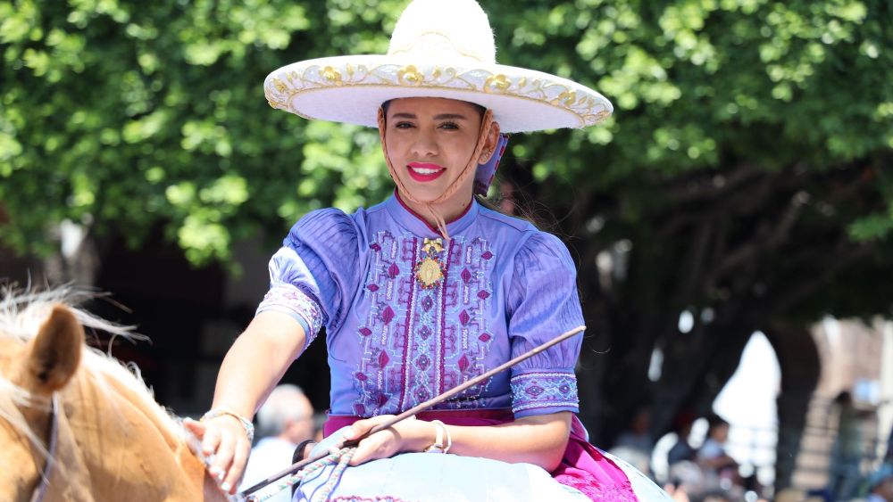 Espectacular inicio de Feria San Juan del Río 2024 con la Cabalgata de la Amistad.