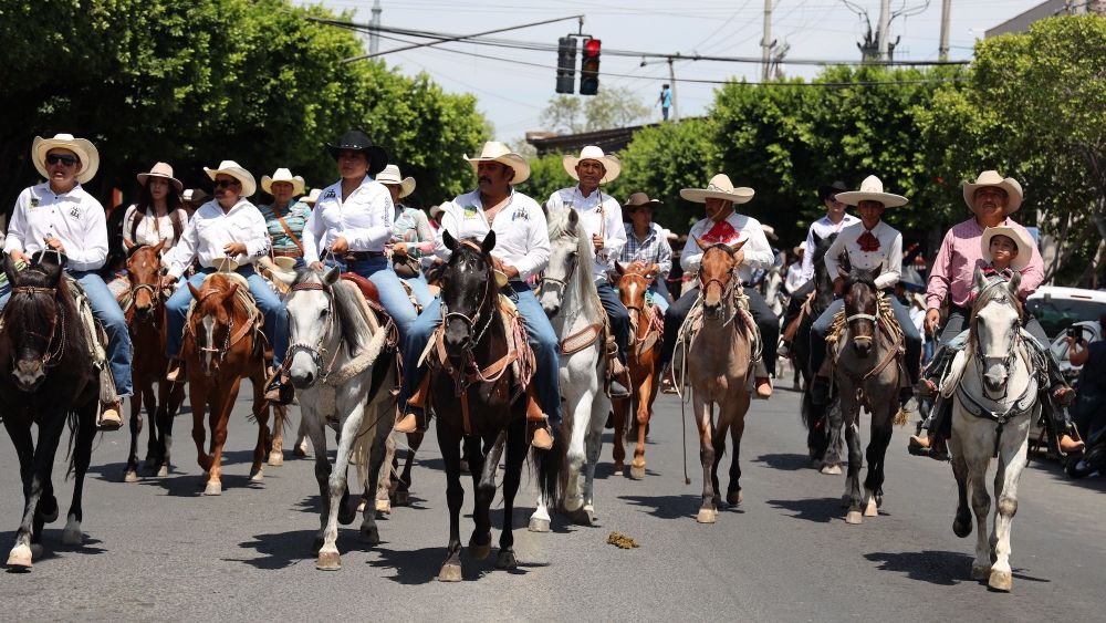 Espectacular inicio de Feria San Juan del Río 2024 con la Cabalgata de la Amistad.