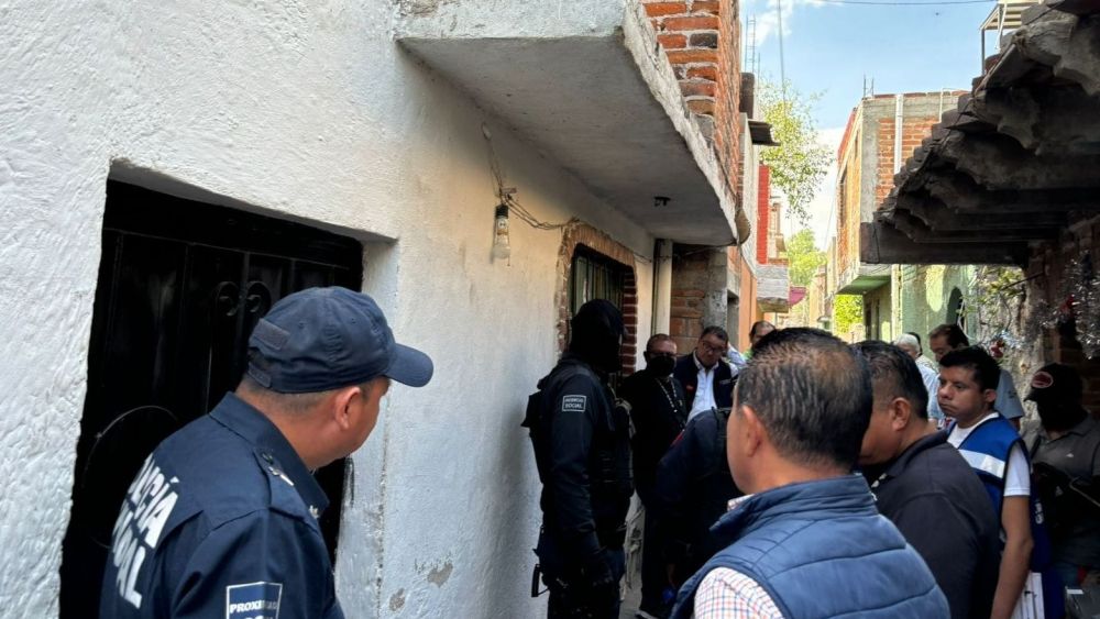 Clausuran anexo Grupo Miranda en San Juan del Río.