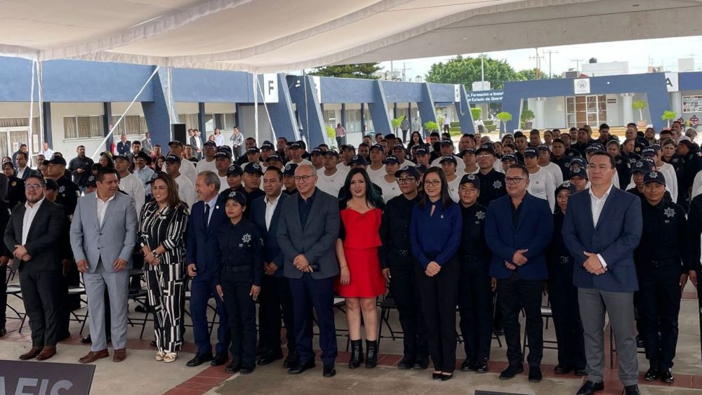 Querétaro refuerza seguridad con 40 nuevos policías de proximidad.